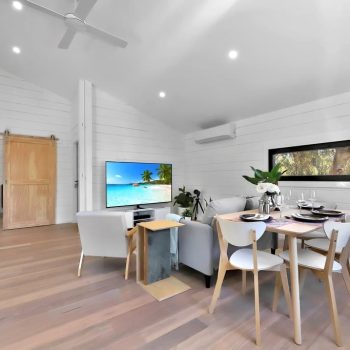 lounge dining luxury retreat skystera | Watcon Constructions